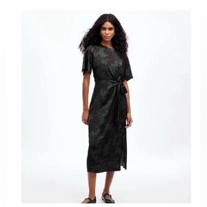 Madewell Tie-Waist Midi Dress in Floral Green Black Satin Short Sleeve Size 10